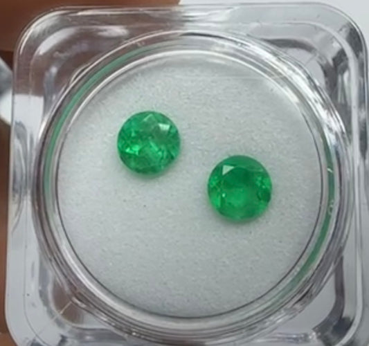 Redondas de 1 Quilate de Esmeralda