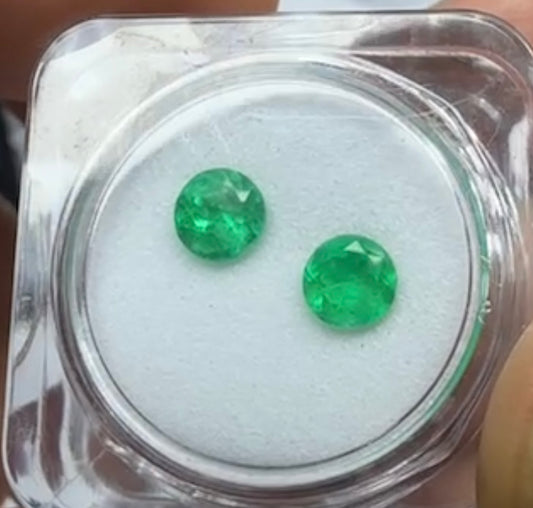 Redondas de 1 Quilate de Esmeralda