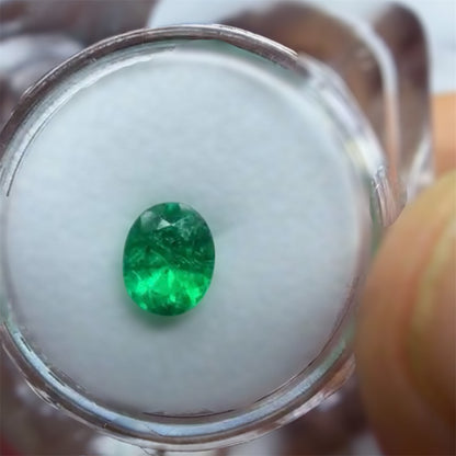 Esmeralda Corte Óvalo