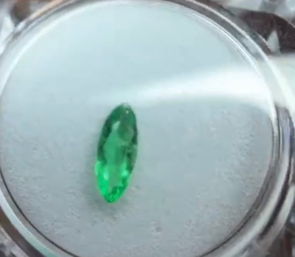 Esmeralda corte marquesa