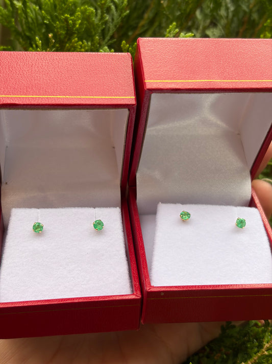 Topos con esmeralda de Oro 18k